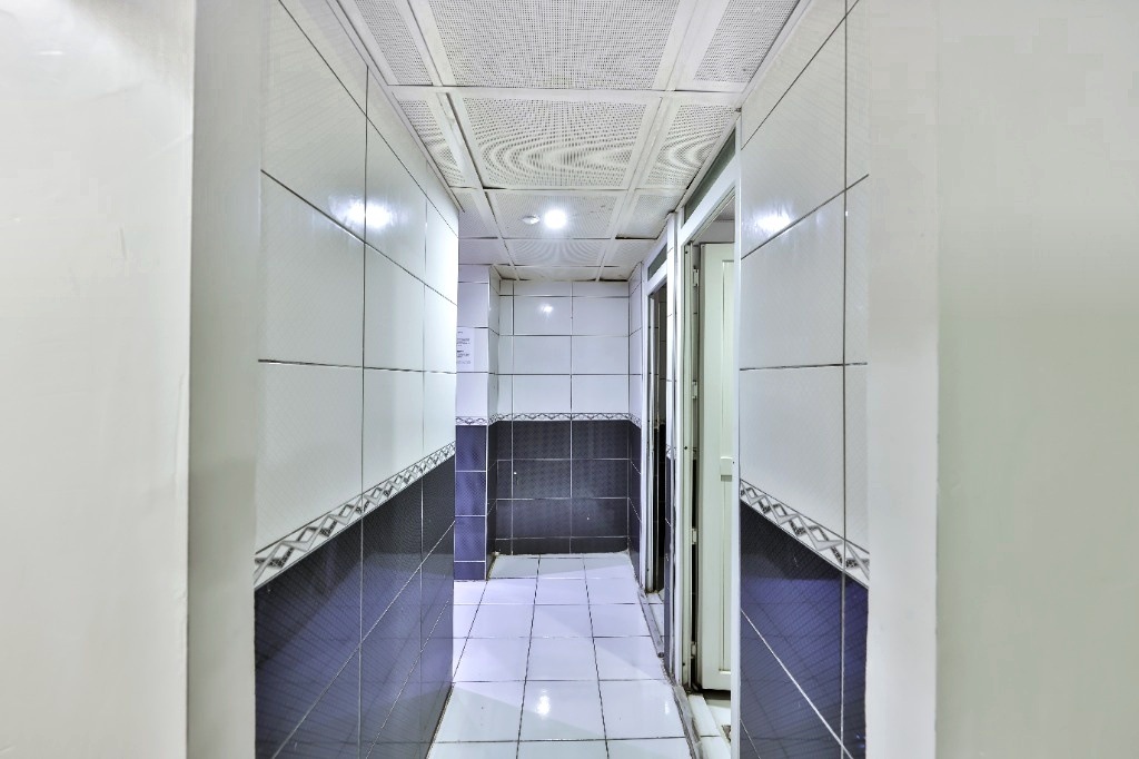 Fayans Kaplama Kat Banyo & WC Koridoru
